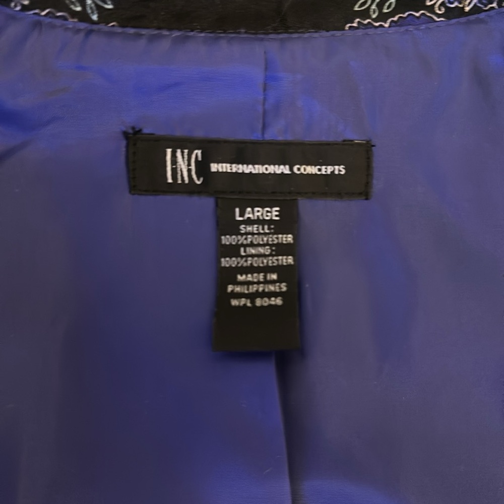 Jacket In Large Size In A Very Good Condition - image 4
